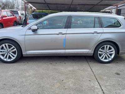 Volkswagen Passat 150 CV BUSINESS Argento usata Cinisello Balsamo