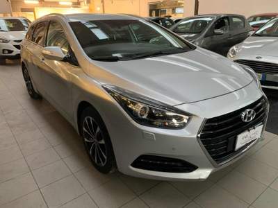 Hyundai i40 Wagon 1.7 CRDi 141 CV 7DCT Business Argento usata Tolmezzo