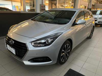 Hyundai i40 Wagon 1.7 CRDi 141 CV 7DCT Business Argento usata Tolmezzo