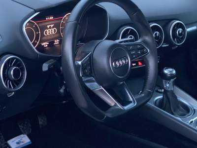 Audi TT auto da vetrina Grigio usata Serradifalco