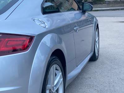 Audi TT auto da vetrina Grigio usata Serradifalco