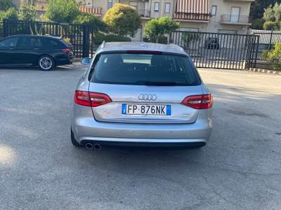Audi A4 auto da vetrina Grigio usata Serradifalco