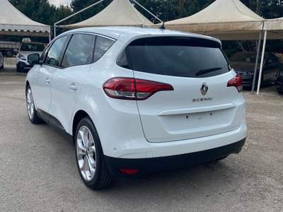 Renault Scénic auto da vetrina Bianco usata Serradifalco