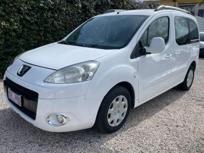 Peugeot Partner Tepee Mix 1.6 8V HDi 92 5 POSTI  AUTOCARRO N1 Bianco usata Somma Vesuviana
