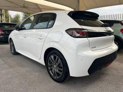 Peugeot 208 BlueHDi 100 Stop&Start 5 porte Active Bianco usata Marigliano