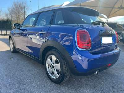 MINI Cooper 1.5 Cooper D 5 porte Blu/Azzurro usata Marigliano