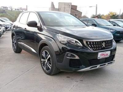 Peugeot 3008 1.5 bluehdi Access s&s 130cv Nero usata Gioia Sannitica
