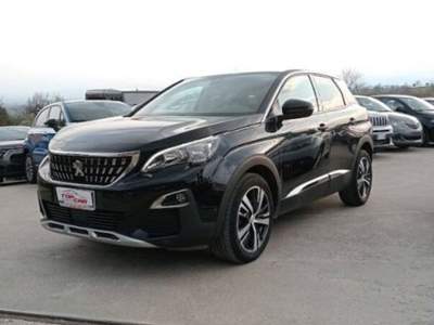Peugeot 3008 1.5 bluehdi Access s&s 130cv Nero usata Gioia Sannitica