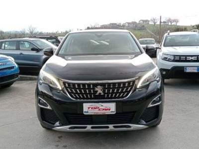 Peugeot 3008 1.5 bluehdi Access s&s 130cv Nero usata Gioia Sannitica
