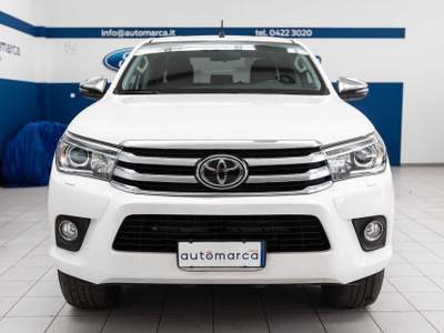 Toyota Hilux 2.4 D-4D 4WD 4 porte Double Cab Comfort Bianco usata Silea