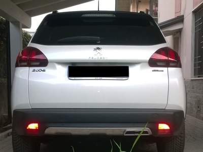 Peugeot 2008 Revisionata, tagliandata, perfetta Bianco usata Melzo