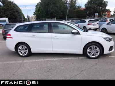 Peugeot 308 Station Wagon 1.5 BlueHDi 130cv Style EAT S S Bianco usata Mirandola