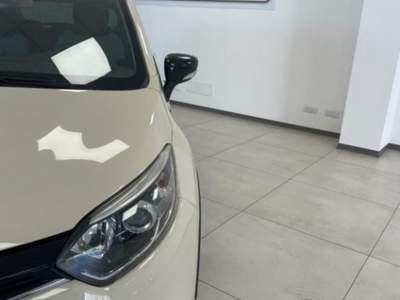 Renault Captur 1.5 dCi 8V 90 CV EDC Start&Stop Intens Beige usata Palermo