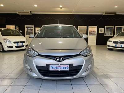 Hyundai i20 1.4 crdi Sound Edition 5p Argento usata Alessandria Hyundai i20 1.4 crdi Sound Edition 5p Argento usata Alessandria