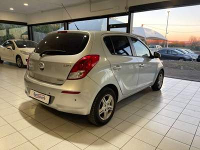 Hyundai i20 1.4 crdi Sound Edition 5p Argento usata Alessandria