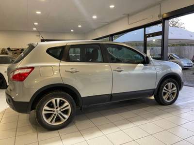 Nissan Qashqai 2.0 dci Tekna 4x4 Argento usata Alessandria
