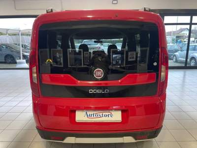 Fiat Doblò 1.6 mjt 16v Trekking 120cv Rosso usata Alessandria