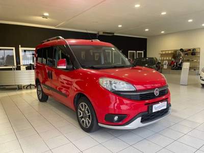 Fiat Doblò 1.6 mjt 16v Trekking 120cv Rosso usata Alessandria