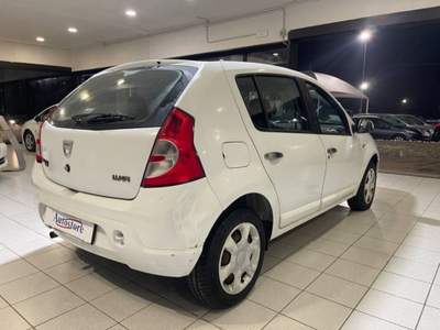 Dacia Sandero 1.4 8v Laureate Gpl Bianco usata Alessandria