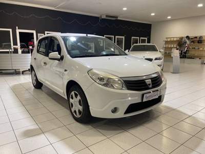 Dacia Sandero 1.4 8v Laureate Gpl Bianco usata Alessandria