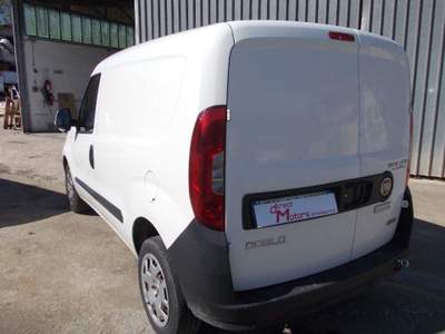 Fiat Doblò Doblò 1.4 T-Jet Natural Power PL-TN Cargo Maxi Lam Bianco usata Pomezia