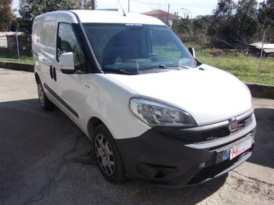 Fiat Doblò Doblò 1.4 T-Jet Natural Power PL-TN Cargo Maxi Lam Bianco usata Pomezia