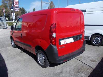Opel Combo Cargo 1.5 Diesel 100CV S&S PC 1000kg Rosso usata Pomezia