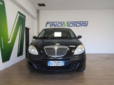 Lancia Ypsilon 1.2 60 CV NEOPATENTATI Nero usata Fino Mornasco