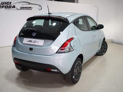 Lancia Ypsilon MY23 1.0 FIREFLY 70 CV START&STOP HYBRID GOLD Verde usata Paolisi