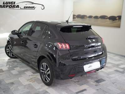Peugeot 208 1.2 100cv Allure usata Paolisi