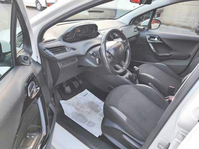 Peugeot 208 OTTIMO STATO Bianco usata CAIVANO
