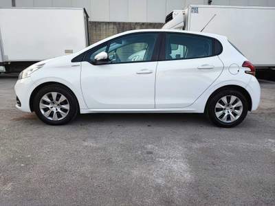 Peugeot 208 OTTIMO STATO Bianco usata CAIVANO