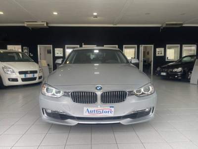 BMW Serie 3 330d 330dA xdrive Luxury navi Argento usata Alessandria