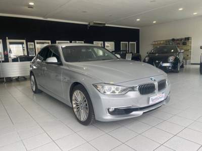 BMW Serie 3 330d 330dA xdrive Luxury navi Argento usata Alessandria