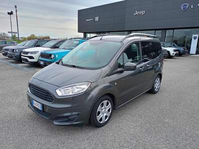 Ford Tourneo Courier 1.5 TDCI 75 CV Titanium Grigio usata Vercelli