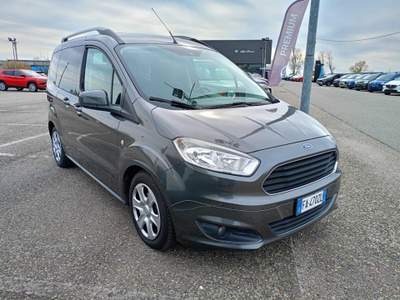 Ford Tourneo Courier 1.5 TDCI 75 CV Titanium Grigio usata Vercelli