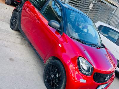 Smart ForFour Auto impeccabile Rosso usata Palermo