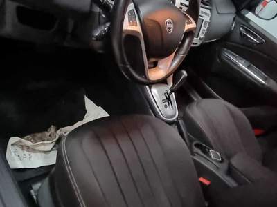Lancia Delta auto in ottime condizioni usata Cerignola