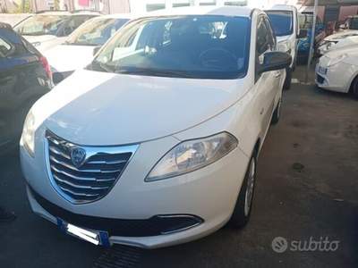 Lancia Ypsilon LANCIA YPSILON 1.3 MJT Bianco usata ACI SANT'ANTONIO