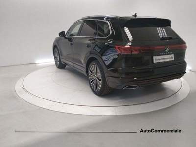 Volkswagen Touareg 3.0 V6 TSI eHybrid Elegance Nero usata Bologna