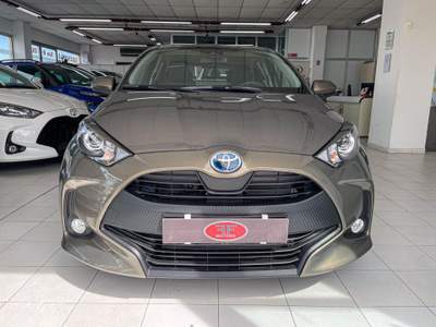 Toyota Yaris 1.5 Hybrid 5 porte Active Bronzo usata Pisa