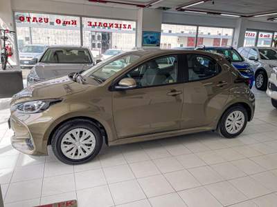 Toyota Yaris 1.5 Hybrid 5 porte Active Bronzo usata Pisa