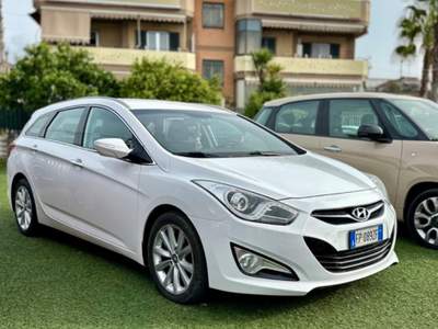 Hyundai i40 Wagon 1.7 CRDi 136CV Style Bianco usata Volla
