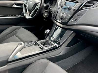 Hyundai i40 Wagon 1.7 CRDi 136CV Style Bianco usata Volla