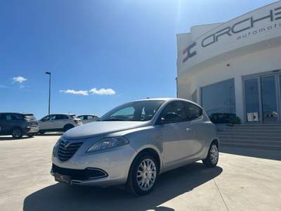 Lancia Ypsilon 1.3 MJT 16V 80 CV 5 porte S&S Gold Grigio usata Poggiardo