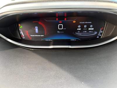 Peugeot 5008 BlueHDi 130 S&S EAT8 Allure 7 posti Nero usata Oderzo