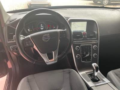 Volvo XC60 D4 Momentum Nero usata Terlizzi