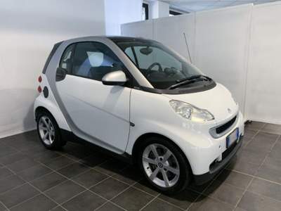 Smart ForTwo 1000 52 kW MHD coupé pulse Bianco usata Torino