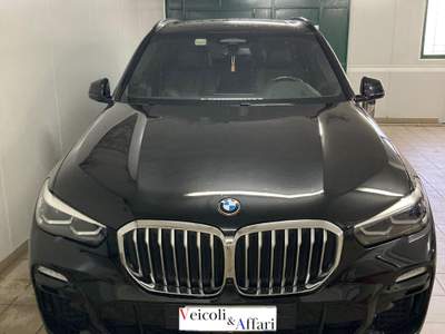 BMW X5 X drive 45e M PLUG-IN HYBRID Nero usata Buccinasco