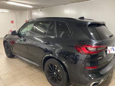 BMW X5 X drive 45e M PLUG-IN HYBRID Nero usata Buccinasco